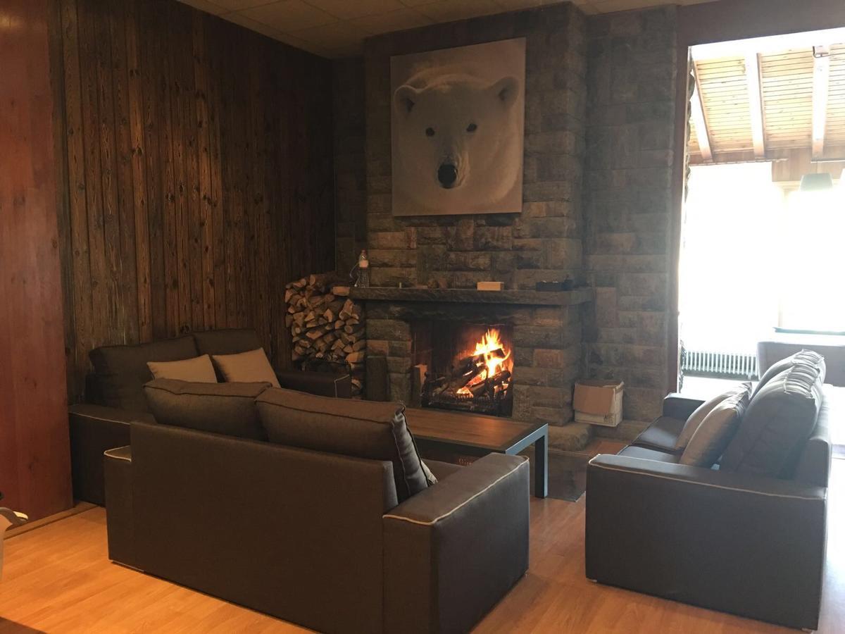 Hotel Bon Repos Bellver De Cerdanya Eksteriør billede