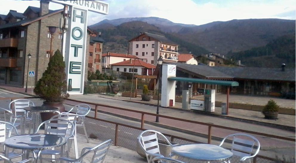 Hotel Bon Repos Bellver De Cerdanya Eksteriør billede